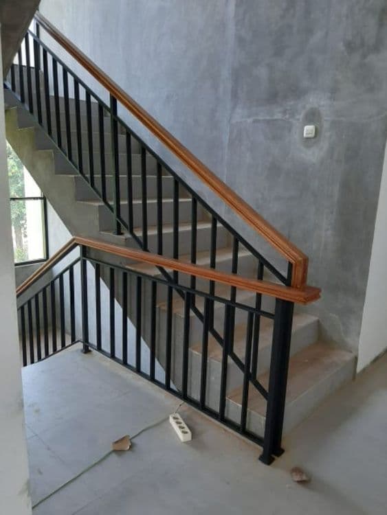 Tangga, Railing Tangga, Tangga Putar